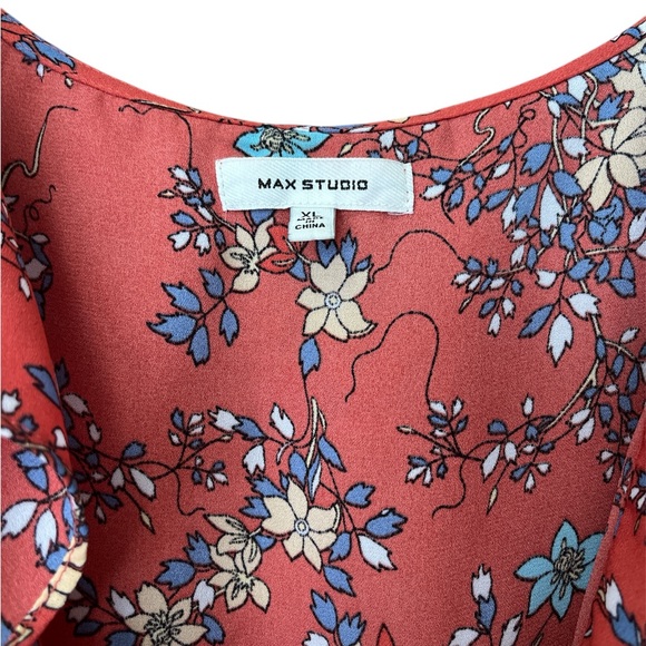 Max Studio Floral Ruffle Blouse - Picture 3 of 5